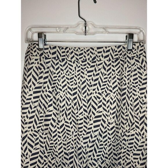 Ann Taylor Loft Petite 0P Ivory Gray Geometric Pattern Skirt - Picture 2 of 5